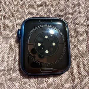 APPLE WATCH Series 6 Smartwatch - Midnight Blue